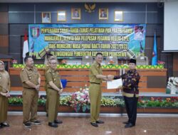 Pj.Bupati Pringsewu Lepas PNS Purnabakti & Serahkan STTP