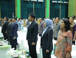 Rektor Unila Hadiri Pengukuhan Guru Besar
