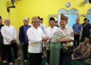 Pj. Gubernur Samsudin Bersilaturahmi dan Bernostalgia dengan Warga di Lingkungan Perumahan Bataranila