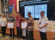 Pj. Gubernur Lampung, Samsudin, Terima Penghargaan Upakarya Wanua Nugraha 2024 dari Kemendagri