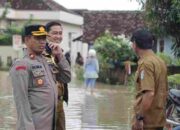 Pj. Bupati Pringsewu Bergerak Cepat Atasi Dampak Banjir