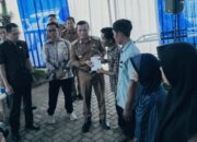 Bupati Pringsewu Serahkan Bantuan Sosial RUTILAHU
